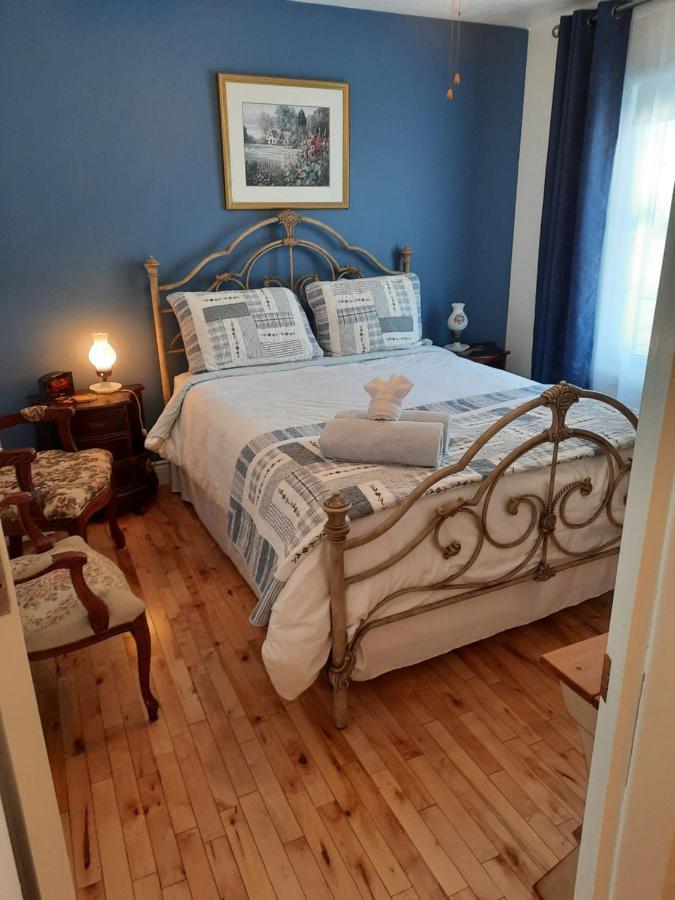 Au Coeur De Magog Bed & Breakfast エクステリア 写真